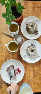 Read more about the article Cukor a karamel: Sladký svet plný tajomstiev❣️